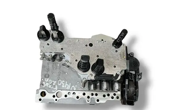 Ford Focus Transmission gearbox valve body 7M5R7HO35CA
