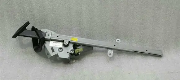 Mercedes-Benz CLK A209 C209 Seat belt adjustment motor A2098600282