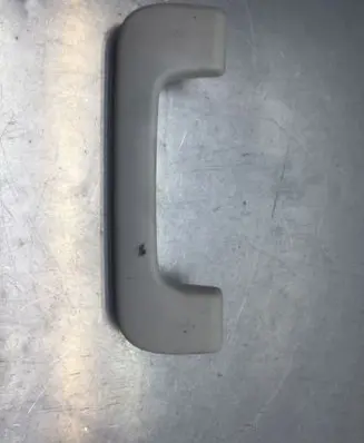 Audi A4 S4 B7 8E 8H Front interior roof grab handle 8E0857607