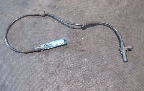 BMW 5 E60 E61 ABS brake wheel speed sensor 