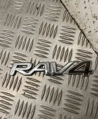 Toyota RAV 4 (XA20) Manufacturers badge/model letters 