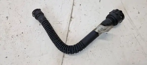 Saab 9-5 Breather hose/pipe 55566095