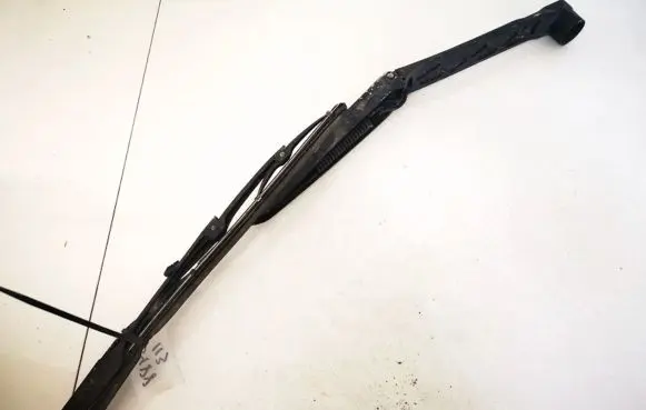 Mazda 6 Front wiper blade arm