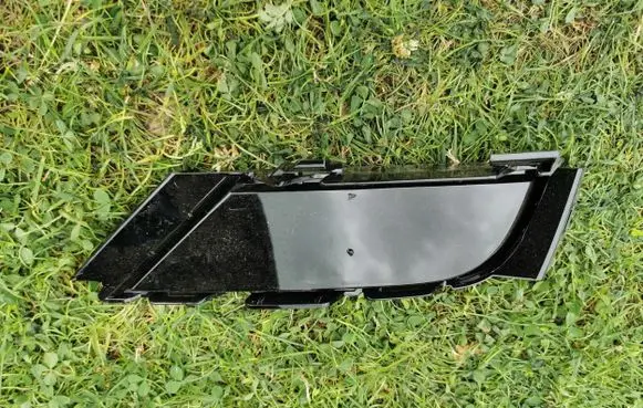 Volkswagen Tiguan Front bumper corner part panel trim 5NA853950B