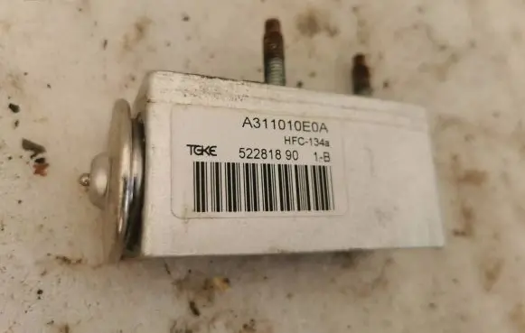 Citroen Berlingo Air conditioning (A/C) expansion valve A311010E0A 52281890 HFC134A