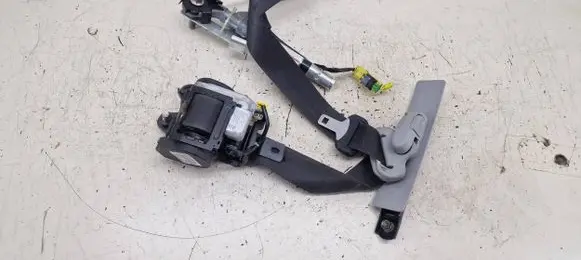 Honda CR-V Front seatbelt 0435198