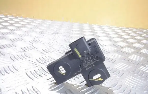 Volkswagen Golf VII Fuel level sensor 8K0906651C