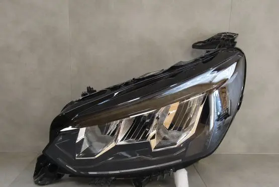 Peugeot 2008 II Headlight/headlamp 9833036280