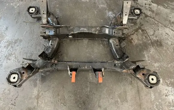 BMW X5 F15 Rear axle beam 