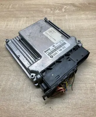 BMW 3 E46 Engine control unit/module ECU 7789572 0281010565