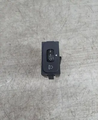 Renault Laguna II Headlight level height control switch 8200002439 6284 T81G0