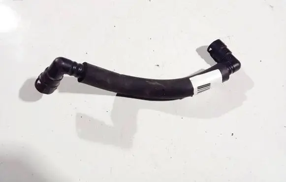 Mazda CX-7 Engine coolant pipe/hose