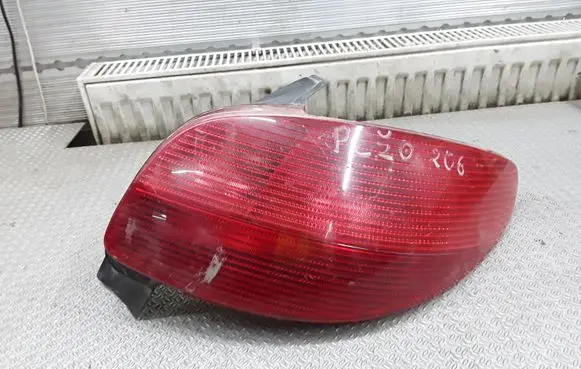 Peugeot 206 Rear/tail lights