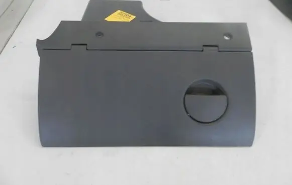 Opel Corsa C Glove box 
