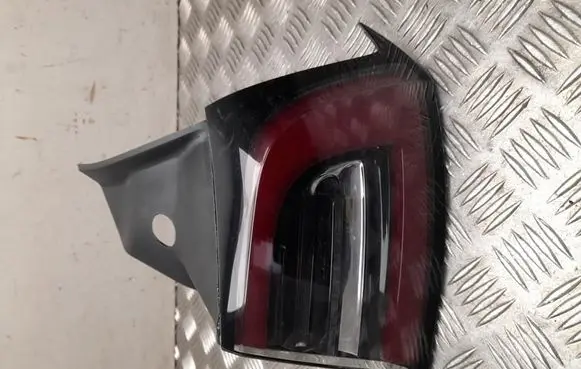 Tesla Model Y Rear/tail lights 1077398
