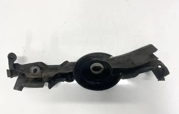 BMW 3 F30 F35 F31 Engine compartment rubber 5176725583 18068510
