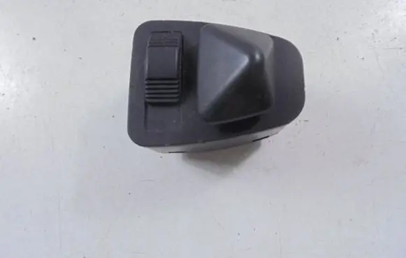BMW 3 E36 Wing mirror switch 83736929