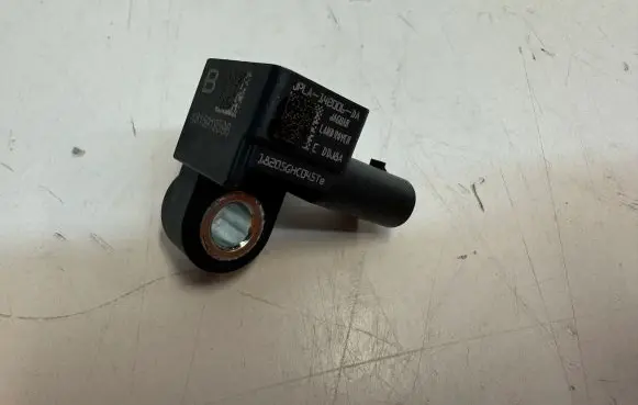 Land Rover Discovery 5 Airbag deployment crash/impact sensor JPLA148006DA