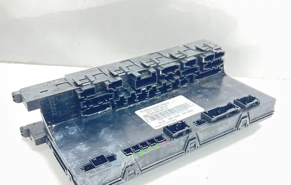 Mercedes-Benz E W211 SAM control unit 2115453601 5DK00804741
