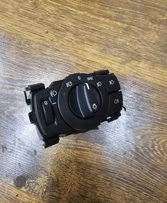 BMW 1 E81 E87 Light switch 6932792 33600101