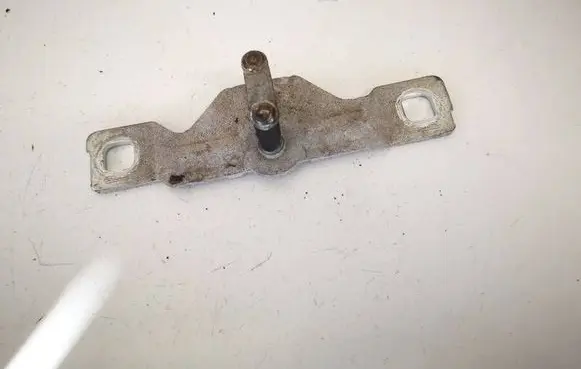 Skoda Roomster (5J) Rear door lock loop/hook striker 