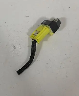 Toyota Camry VIII XV70 Airbag deployment crash/impact sensor 8983133080