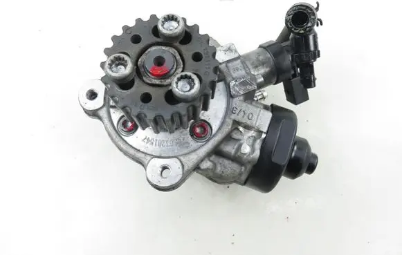 Volkswagen Tiguan Fuel injection high pressure pump 0445010529 03L130755AC 0928400768