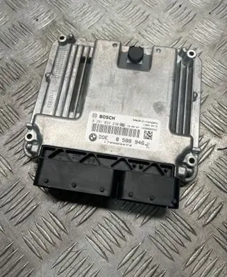 BMW X3 F25 Engine control unit/module 8588946