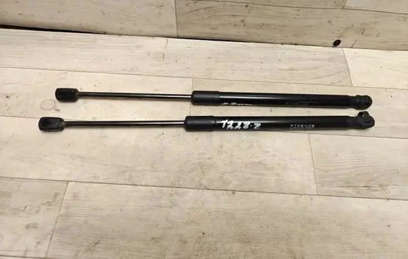 Hyundai i20 (PB PBT) Tailgate/trunk strut/damper 817704P000 0341290430N