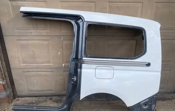 Volkswagen Caddy Rear quarter panel