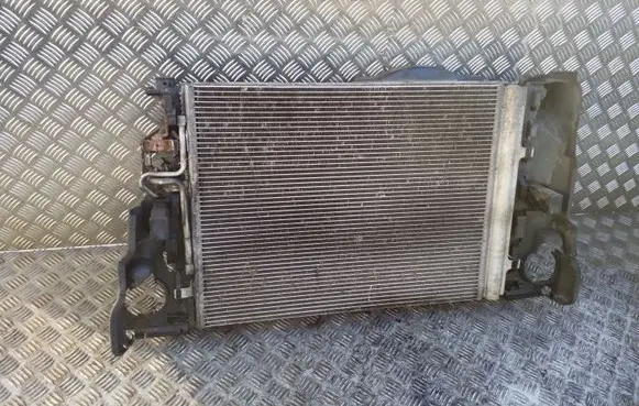 Volvo XC70 Radiator set 1137328434 6G9119710DA 31200375