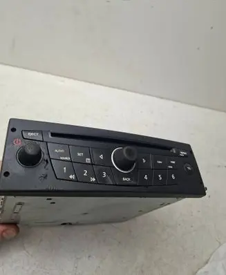 Renault Espace - Grand espace IV Radio/CD/DVD/GPS head unit 281152602R