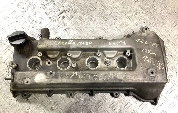 Toyota Corolla Verso AR10 Rocker cam cover 