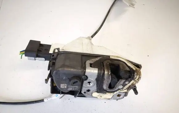 Peugeot 508 Front door lock psa006257