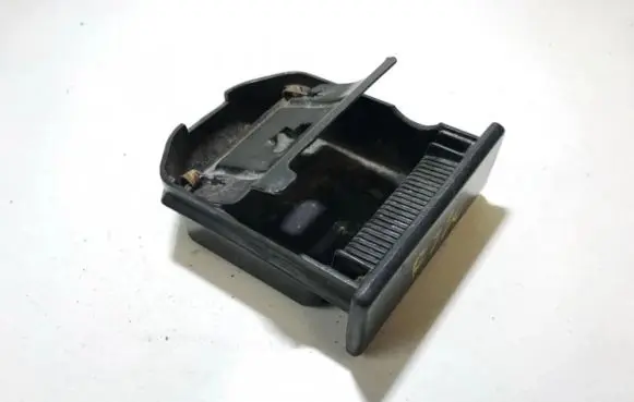 Rover 214 - 216 - 220 Car ashtray fkb10007
