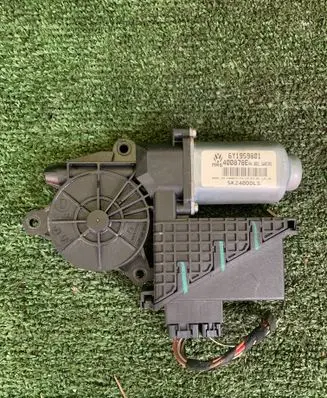Skoda Fabia Mk1 (6Y) Wiper motor 6Y1959801 400878E SK240DDLS