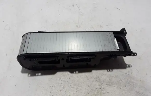 Volvo XC90 Cup holder 31377368