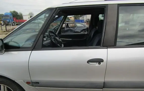 Renault Espace III Front door 