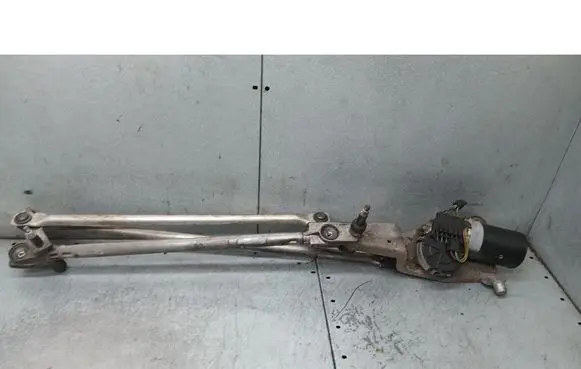 Ford Focus Front wiper linkage 