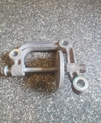 Audi A2 Bracket in trunk/boot 8Z0545B
