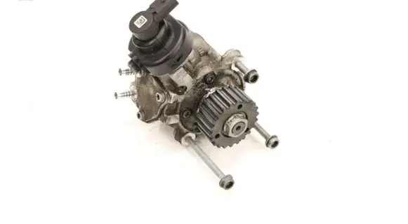 Skoda Octavia Mk4 Fuel injection high pressure pump 05L130755