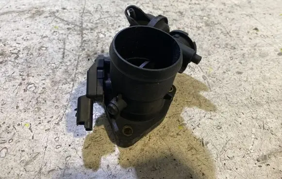 Ford Focus Throttle valve 9647474880