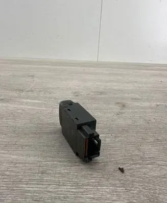 Mitsubishi Grandis Other switches/knobs/shifts