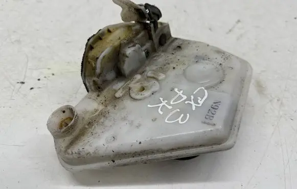 Mazda CX-3 Front door lock 6H26D0025