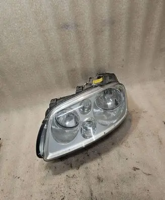 Volkswagen Touran I Headlight/headlamp 1T0941005 0301205203