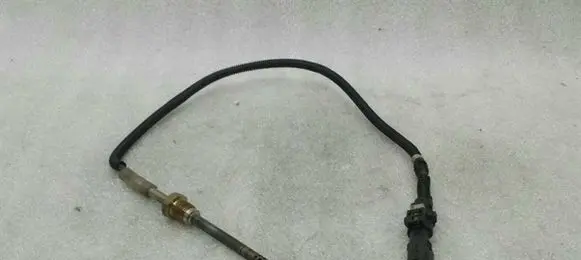 Mercedes-Benz S W222 Lambda probe sensor A0009051005