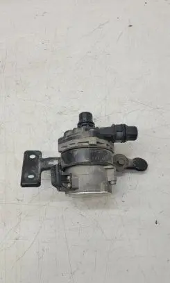 Chrysler Pacifica Electric auxiliary coolant/water pump 68237836AA