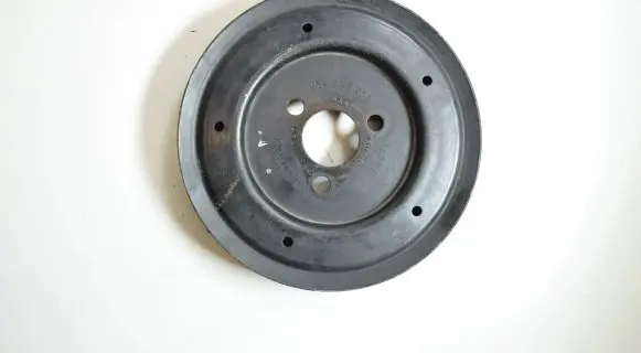 Audi 100 S4 C4 Power steering pump pulley 054145255