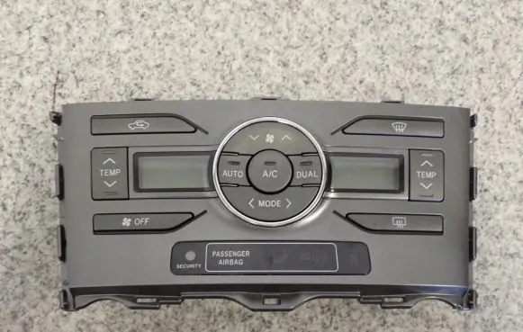 Toyota Auris 150 Other switches/knobs/shifts 55900-02221