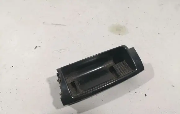 Ashtray (front)